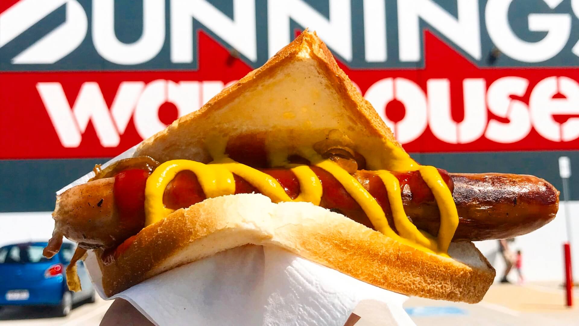 Buunnings sausage sizzle